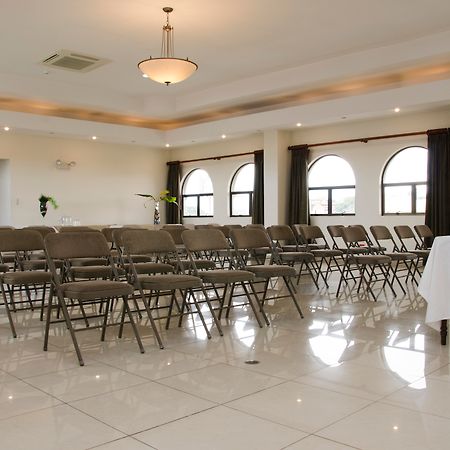 Hotel Plaza Real Suites & Apartments San Jose Екстериор снимка
