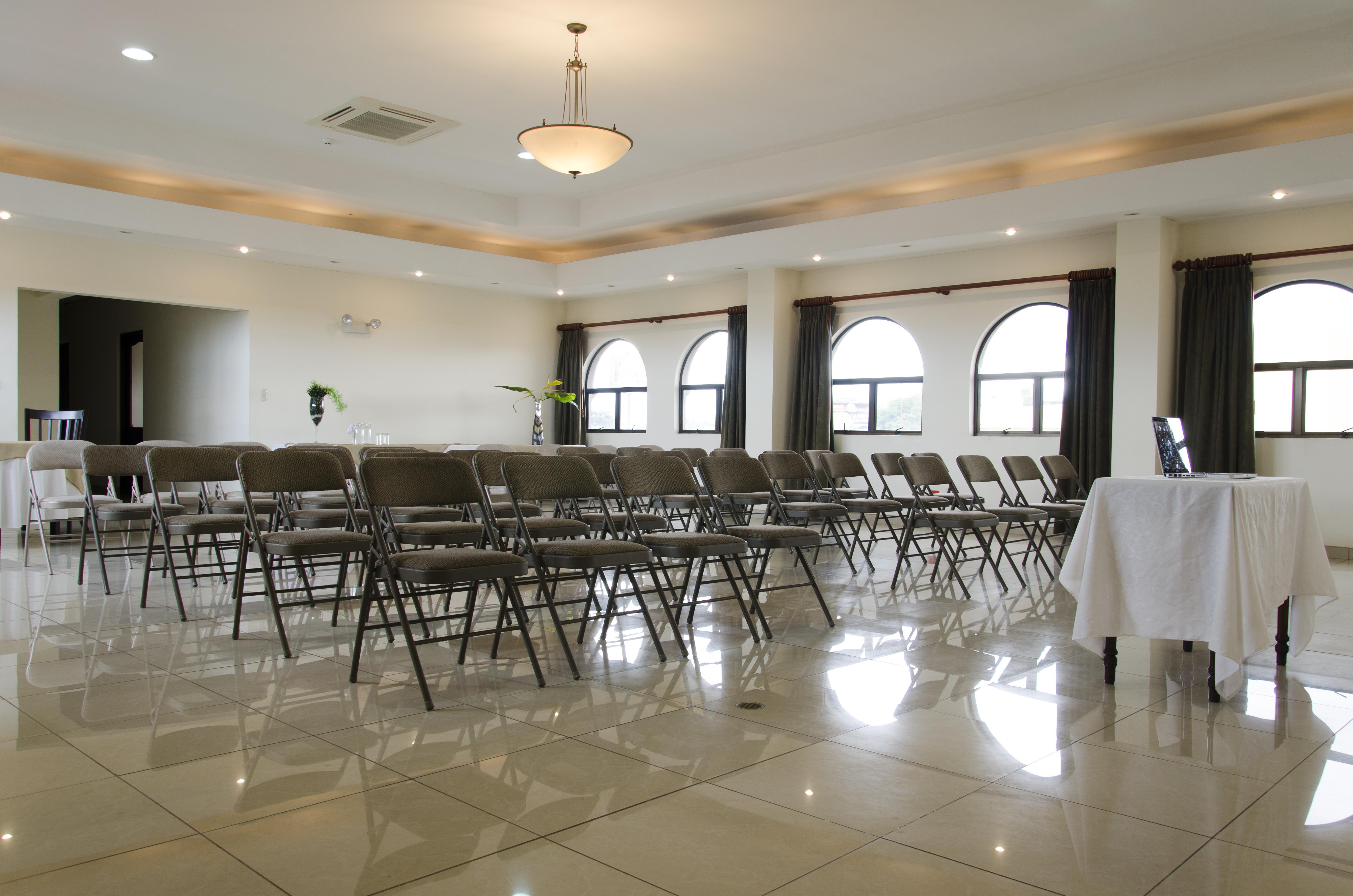 Hotel Plaza Real Suites & Apartments San Jose Екстериор снимка